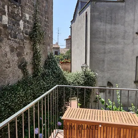 Pilgrim Place Apartment Viterbo